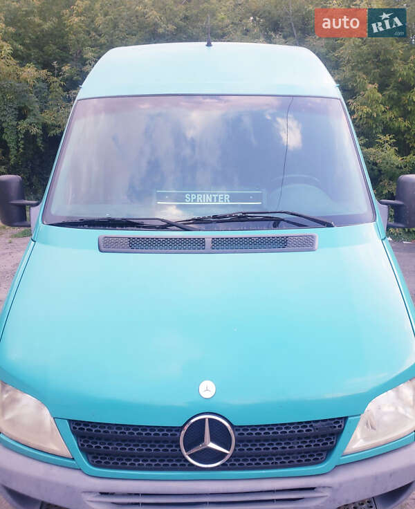 Mercedes-Benz Sprinter 2005