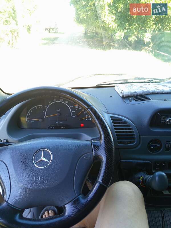 Вантажний фургон Mercedes-Benz Sprinter 2002 в Вінниці