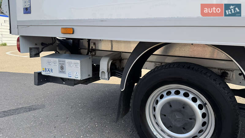 Вантажний фургон Mercedes-Benz Sprinter 2016 в Рівному
