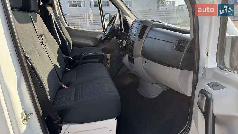 Вантажний фургон Mercedes-Benz Sprinter 2016 в Рівному