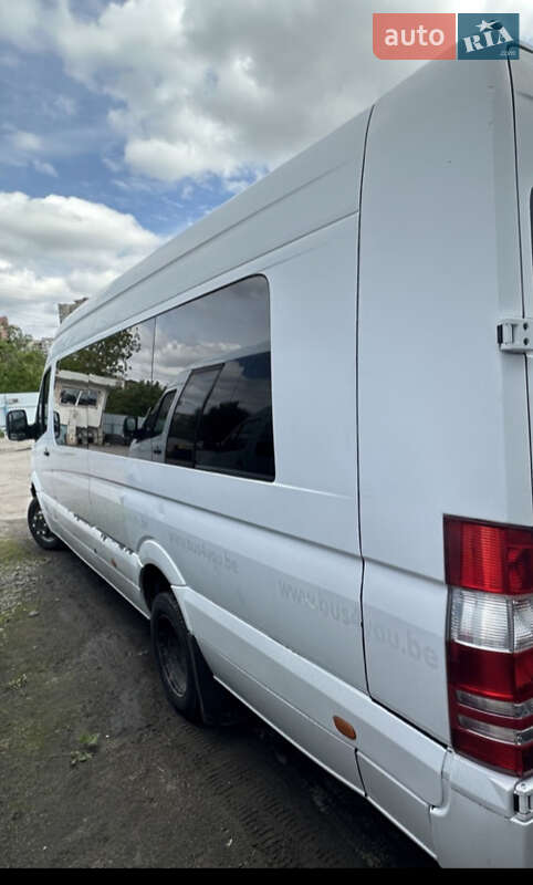 Mercedes-Benz Sprinter 2012