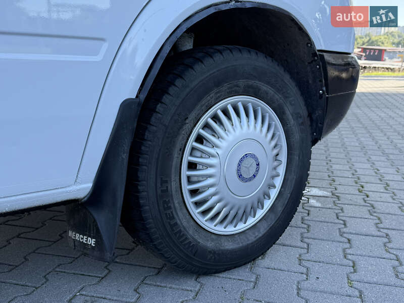 Грузовой фургон Mercedes-Benz Sprinter 2005 в Хмельницком
