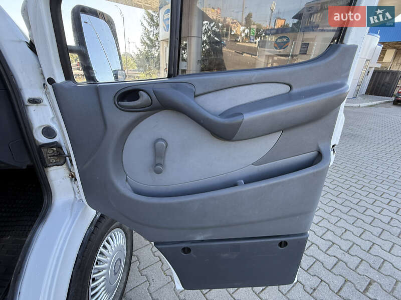 Грузовой фургон Mercedes-Benz Sprinter 2005 в Хмельницком
