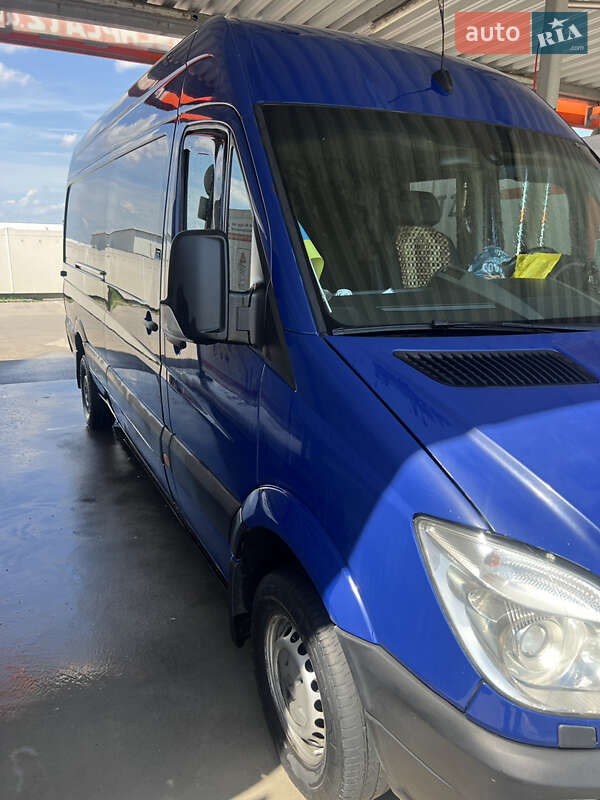 Микроавтобус Mercedes-Benz Sprinter 2012 в Черновцах