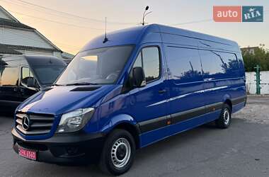 Грузовой фургон Mercedes-Benz Sprinter 2018 в 