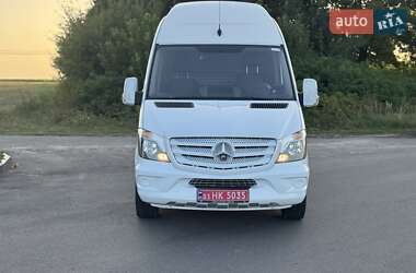 Грузовой фургон Mercedes-Benz Sprinter 2017 в 