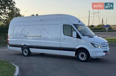 Грузовой фургон Mercedes-Benz Sprinter 2017 в 