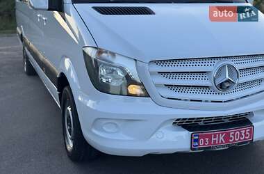 Грузовой фургон Mercedes-Benz Sprinter 2017 в 
