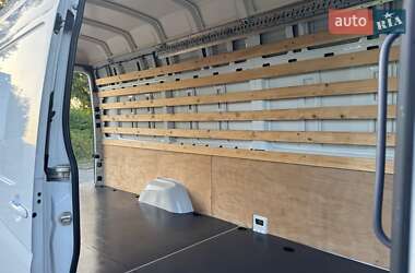 Грузовой фургон Mercedes-Benz Sprinter 2017 в 
