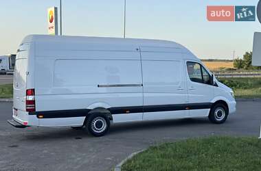 Грузовой фургон Mercedes-Benz Sprinter 2017 в 