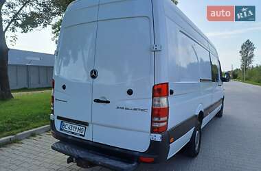 Грузовой фургон Mercedes-Benz Sprinter 2014 в 