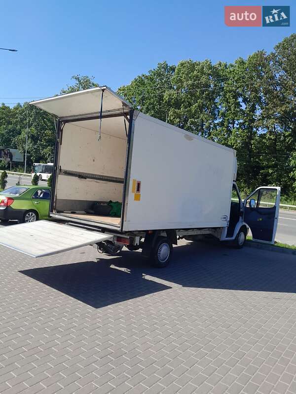 Mercedes-Benz Sprinter 2005 Mercedes-Benz Sprinter 2005