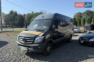 Грузовой фургон Mercedes-Benz Sprinter 2016 в 