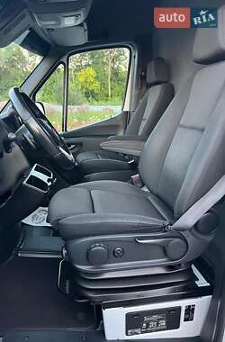 Грузовой фургон Mercedes-Benz Sprinter 2018 в 