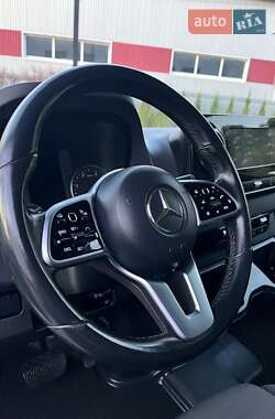 Грузовой фургон Mercedes-Benz Sprinter 2018 в 