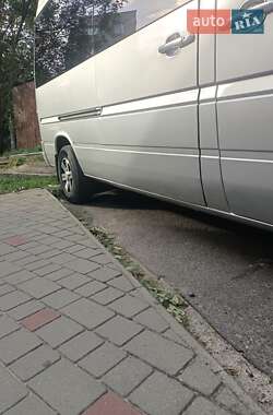 Микроавтобус Mercedes-Benz Sprinter 2004 в 
