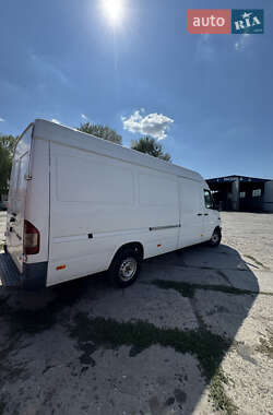 Грузовой фургон Mercedes-Benz Sprinter 2005 в 