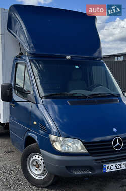 Грузовой фургон Mercedes-Benz Sprinter 2004 в 