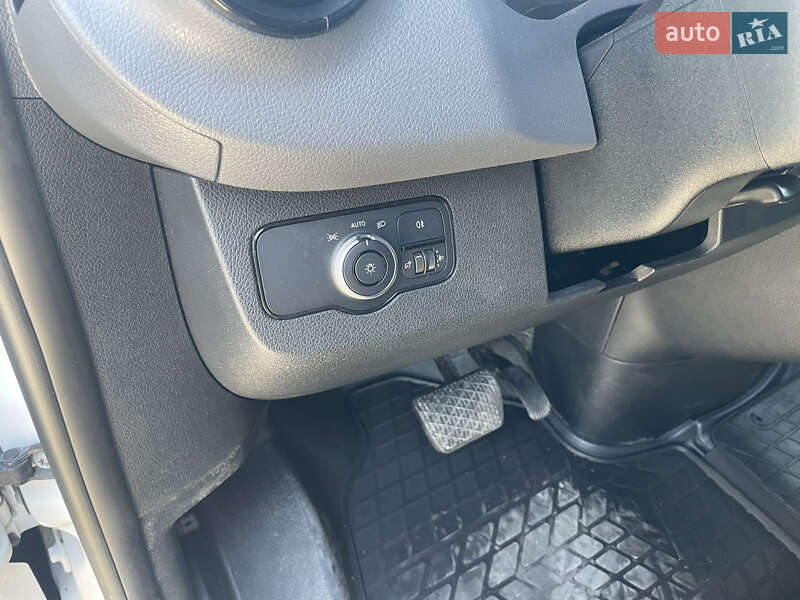 Грузовой фургон Mercedes-Benz Sprinter 2018 в Виноградове фото 11 Грузовой фургон Mercedes-Benz Sprinter 2018 в Виноградове