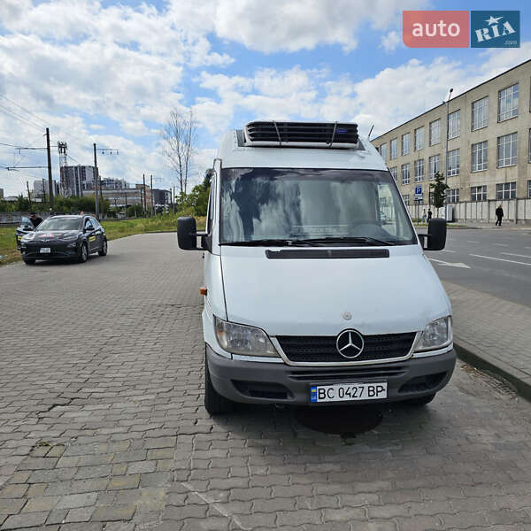 Mercedes-Benz Sprinter 2005
