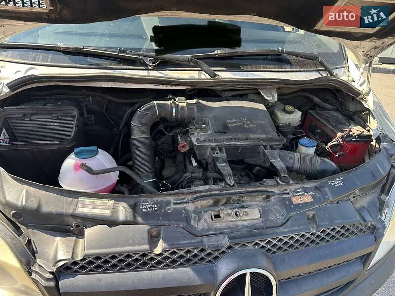 Вантажний фургон Mercedes-Benz Sprinter 2012 в Харкові