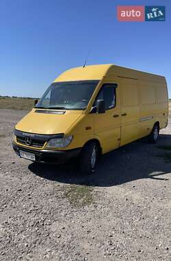 Грузовой фургон Mercedes-Benz Sprinter 2004 в 