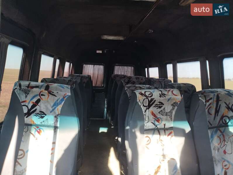 Городской автобус Mercedes-Benz Sprinter 1996 в Николаеве фото 5 Городской автобус Mercedes-Benz Sprinter 1996 в Николаеве