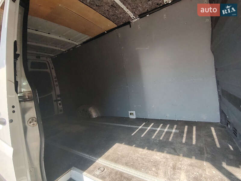 Грузовой фургон Mercedes-Benz Sprinter 2018 в Долине фото 19 Грузовой фургон Mercedes-Benz Sprinter 2018 в Долине