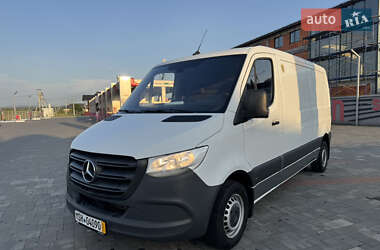 Грузовой фургон Mercedes-Benz Sprinter 2021 в 