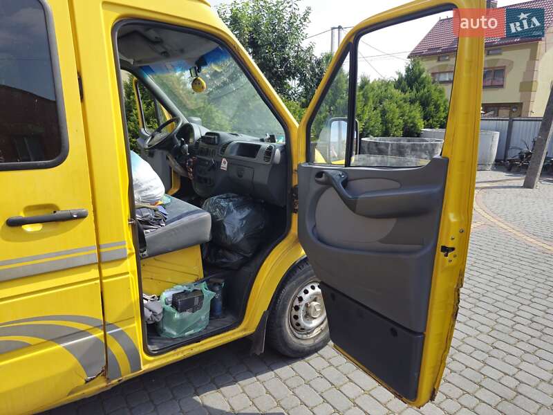 Микроавтобус Mercedes-Benz Sprinter 2004 в Куликове