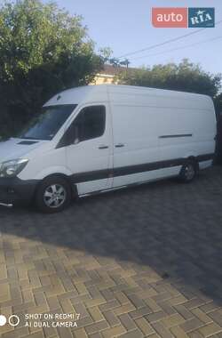 Грузовой фургон Mercedes-Benz Sprinter 2014 в 