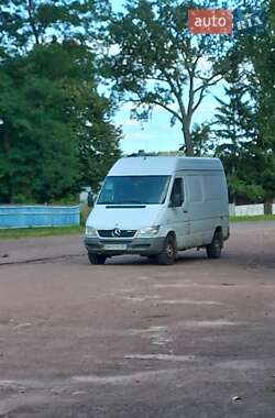 Грузовой фургон Mercedes-Benz Sprinter 2005 в 