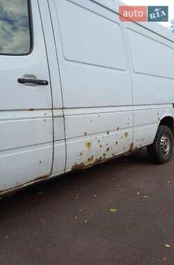 Грузовой фургон Mercedes-Benz Sprinter 2005 в 
