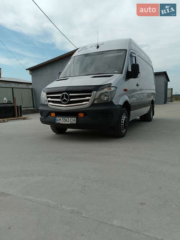 Вантажний фургон Mercedes-Benz Sprinter 2012 в Коростишеві фото 13 Вантажний фургон Mercedes-Benz Sprinter 2012 в Коростишеві