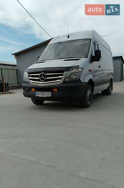 Грузовой фургон Mercedes-Benz Sprinter 2012 в 