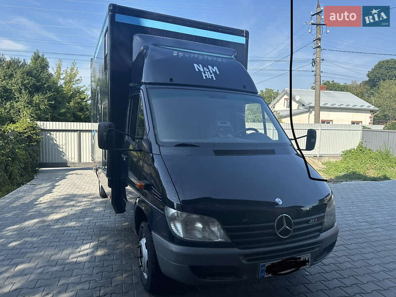 Для перевезення тварин Mercedes-Benz Sprinter 2002 в Бориславі