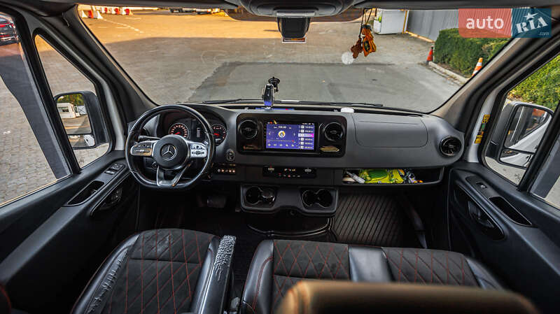Туристичний / Міжміський автобус Mercedes-Benz Sprinter 2020 в Чернівцях
