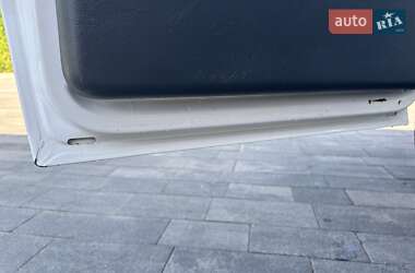 Грузовой фургон Mercedes-Benz Sprinter 2005 в 