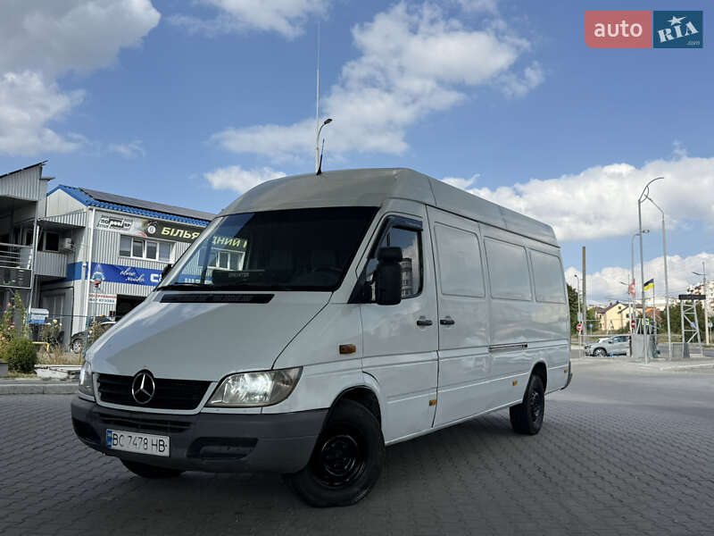 Mercedes-Benz Sprinter 2004