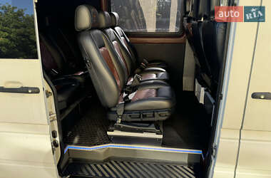 Мікроавтобус Mercedes-Benz Sprinter 2000 в  фото 14 Мікроавтобус Mercedes-Benz Sprinter 2000 в