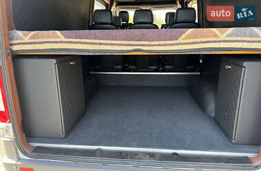 Мікроавтобус Mercedes-Benz Sprinter 2000 в  фото 19 Мікроавтобус Mercedes-Benz Sprinter 2000 в