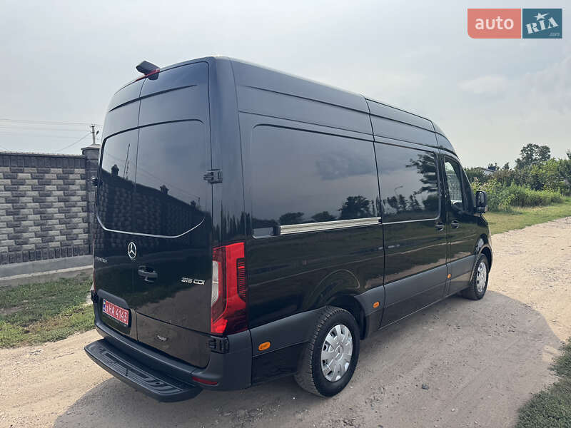 Вантажний фургон Mercedes-Benz Sprinter 2021 в Дубні