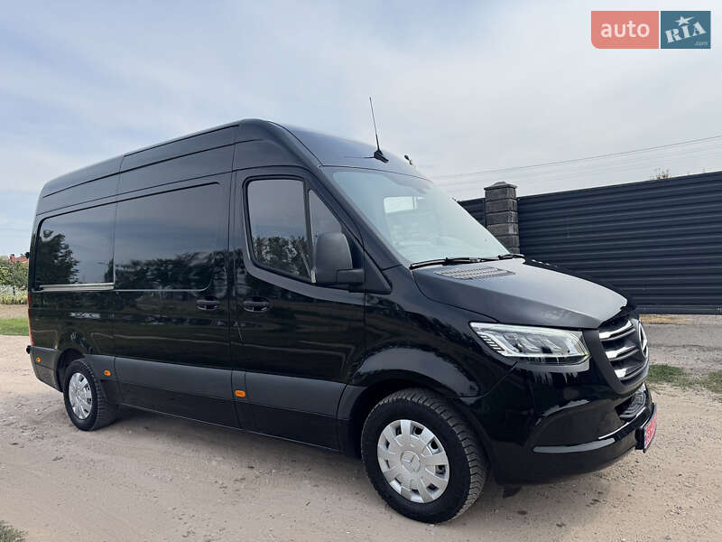 Mercedes-Benz Sprinter 2021