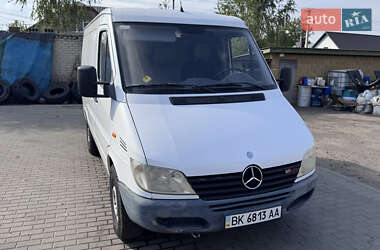 Грузовой фургон Mercedes-Benz Sprinter 2002 в 