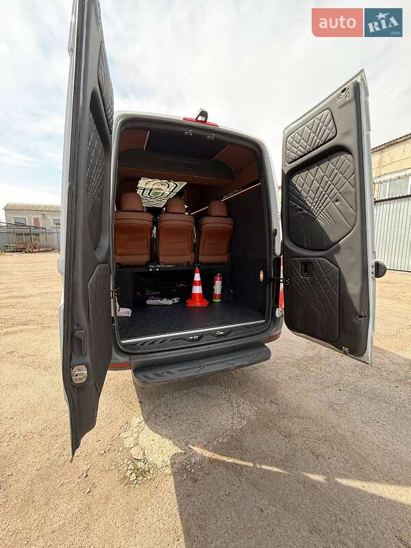 Микроавтобус Mercedes-Benz Sprinter 2020 в Днепре фото 30 Микроавтобус Mercedes-Benz Sprinter 2020 в Днепре