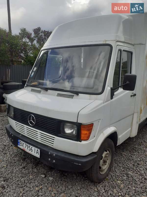 Грузовой фургон Mercedes-Benz Sprinter 1994 в 