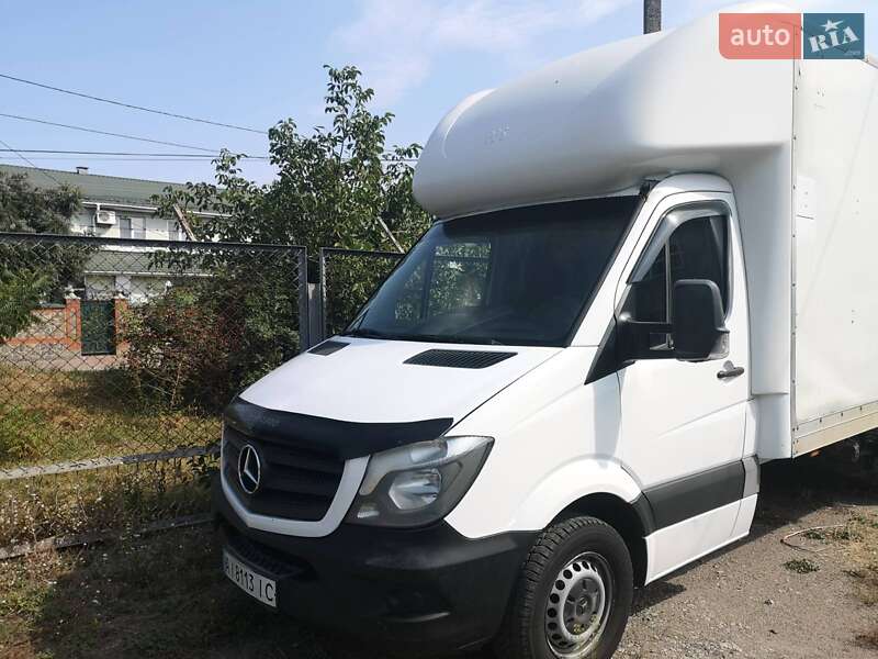 Грузовой фургон Mercedes-Benz Sprinter 2015 в 