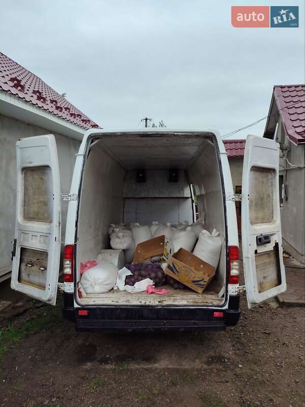 Грузовой фургон Mercedes-Benz Sprinter 2000 в Коломые
