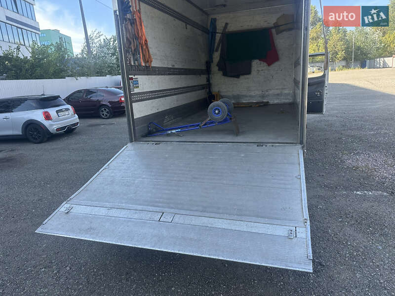 Mercedes-Benz Sprinter 2004