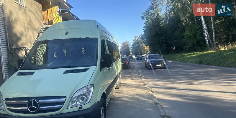 Туристический / Междугородний автобус Mercedes-Benz Sprinter 2011 в Киеве